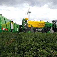 Фото Самоходный опрыскиватель DT-2400H