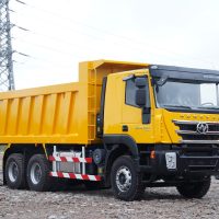 Фото Самосвал IVECO Hongyan 6×4 350 л.с.