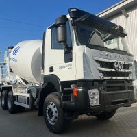 Фото Автобетоносмеситель IVECO Hongyan 6×4