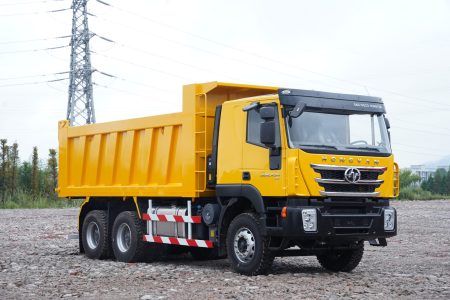 Самосвал IVECO Hongyan 6×4 390 л.с.