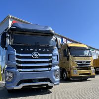 Фото Тягач IVECO Hongyan 4×2 NEW