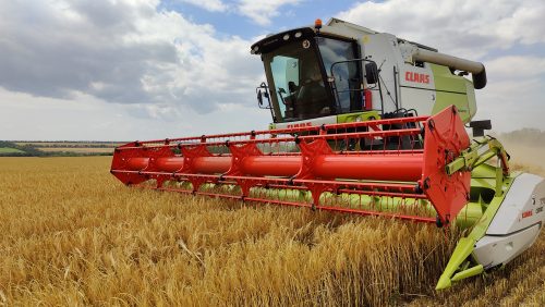 CLAAS DOMINATOR 370 — проверен в деле